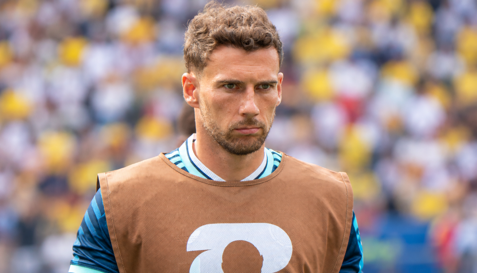 Leon Goretzka Freundin: Wer ist seine Freundin und was ist über sie bekannt? Leon Goretzka Freundin